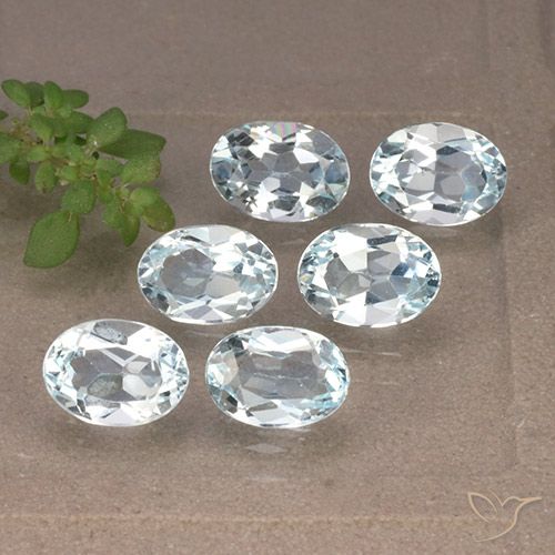 5.77ctw Natural Céu azul Topázio, oval, VVS-VS