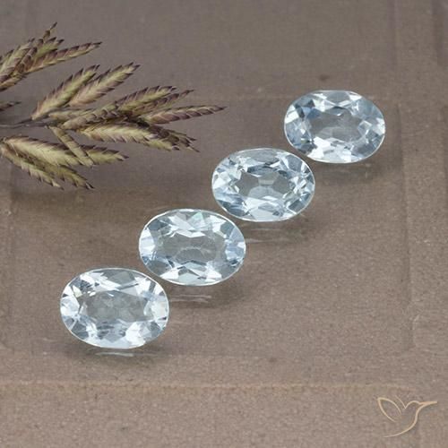 3.53ctw Natural Céu azul Topázio, oval, VVS-VS