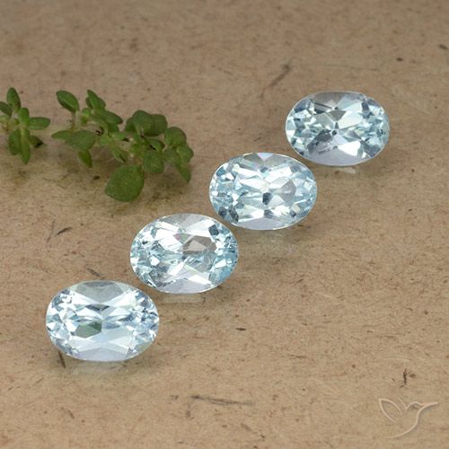 4.71ctw Natural Céu azul Topázio, oval, VVS-VS