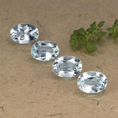 Pedras preciosas de Topázio Céu azul natural de 4.06 ct, oval, VVS-VS