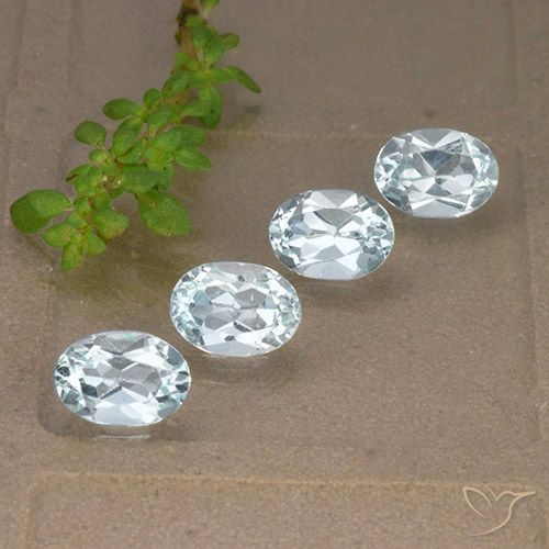 4.12ctw Natural Céu azul Topázio, oval, VVS-VS