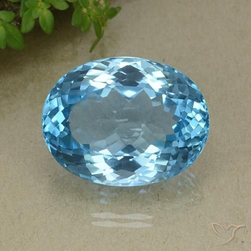 35.73ct Natural Azul Suíço Topázio, oval, VVS