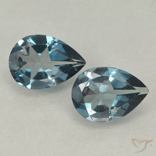 Pedras preciosas de Topázio Londres Azul natural de 1.47 ct, Formato de pêra, VVS-VS