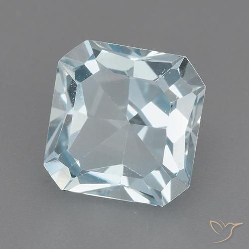 Topázio Céu azul Natural 3.02ct, Corte Octógono / Esmeralda, VVS