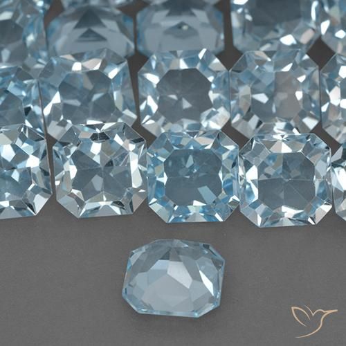 Topázio Céu azul Natural 4.21ct, Corte Octógono / Esmeralda, VVS-VS