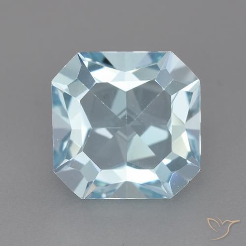 4.23ct Natural Céu azul Topázio, Corte Esmeralda, VVS