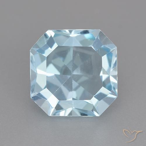 4.13ct Natural Céu azul Topázio, Corte Esmeralda, VVS