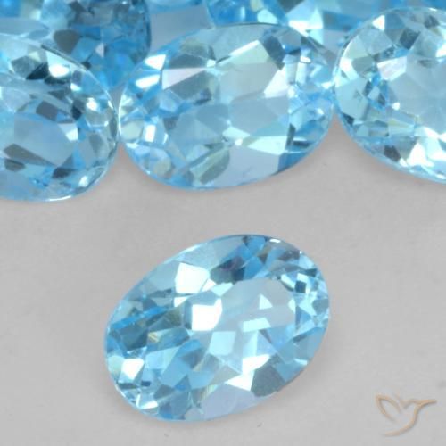 Topázio Azul Suíço Natural 0.99ct, oval, VVS-VS