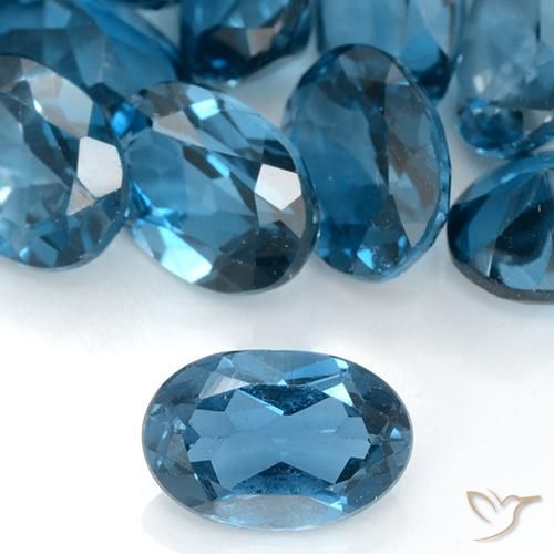 0.91ct Natural Londres Azul Topázio, oval, VVS-VS