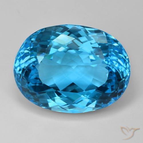 121.30ct Natural Azul Suíço Topázio, oval, VVS