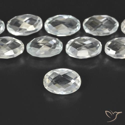 0.68ct Natural branco quente Topázio, oval, VVS