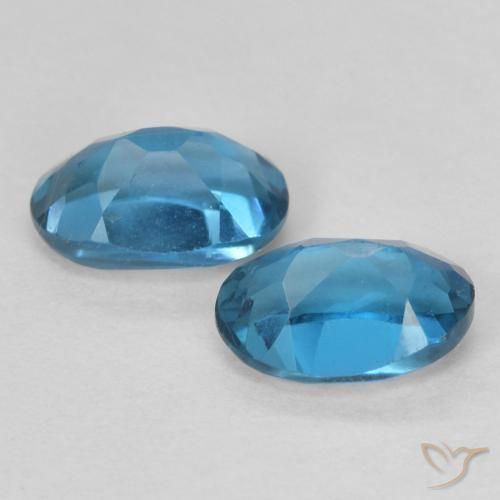 Pedras preciosas de Topázio Londres Azul natural de 1.26 ct, oval, VS
