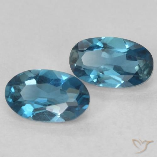 Pedras preciosas de Topázio Londres Azul natural de 0.63 ct, oval, VVS