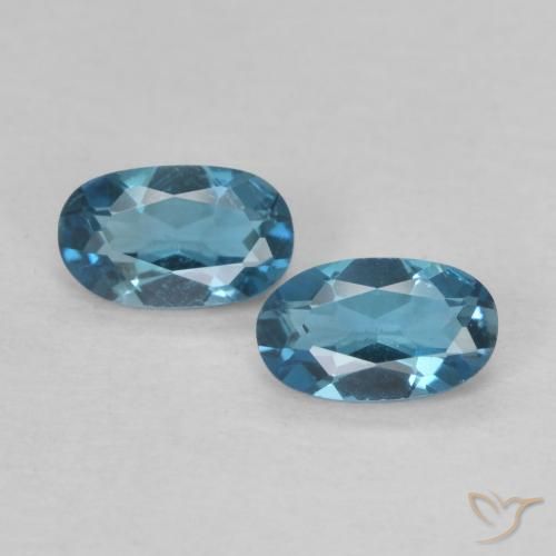 0.57ctw Natural Londres Azul Topázio, oval, VVS-VS