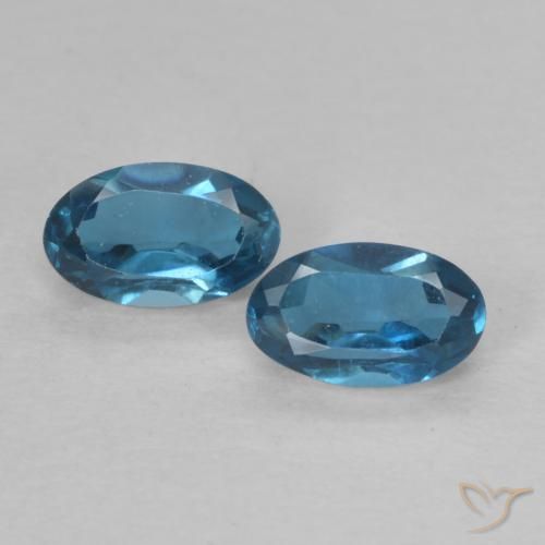 0.72ctw Natural Londres Azul Topázio, oval, VVS