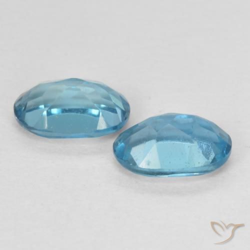 Pedras preciosas de Topázio Londres Azul natural de 1.22 ct, oval, VS