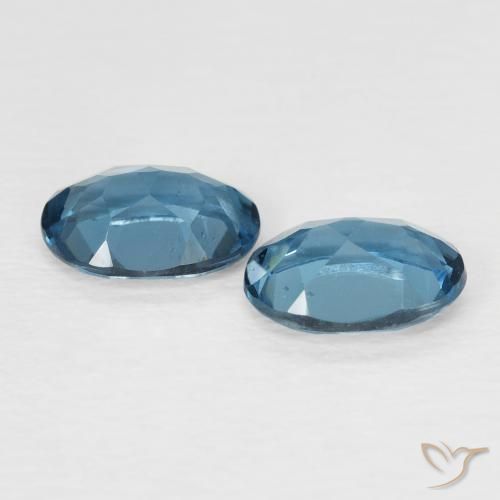Pedras preciosas de Topázio Londres Azul natural de 1.79 ct, oval, VVS-VS