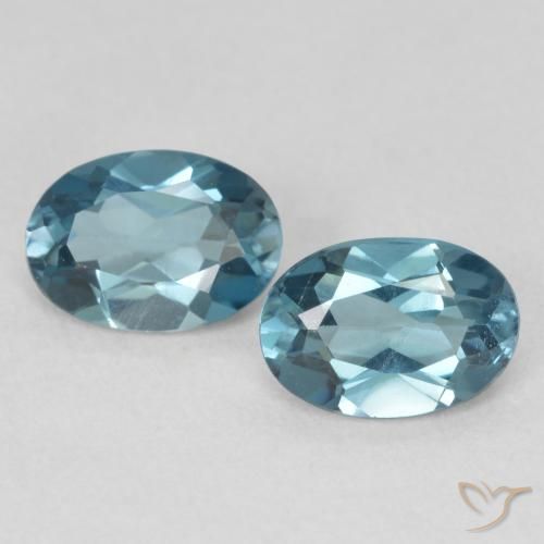 Pedras preciosas de Topázio Londres Azul natural de 1.83 ct, oval, VS