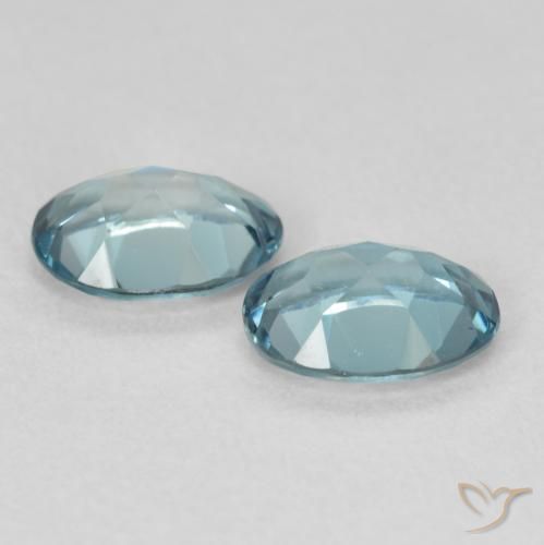 Pedras preciosas de Topázio Londres Azul natural de 1.90 ct, oval, VS