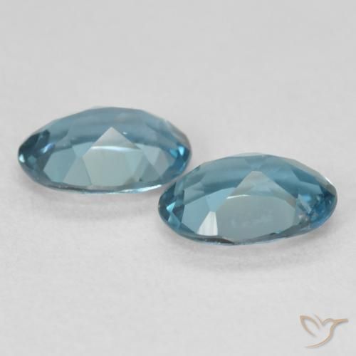 Pedras preciosas de Topázio Londres Azul natural de 1.83 ct, oval, VS