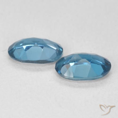 Pedras preciosas de Topázio Londres Azul natural de 0.92 ct, oval, VS