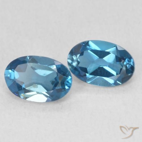 Pedras preciosas de Topázio Londres Azul natural de 1.27 ct, oval, VVS-VS