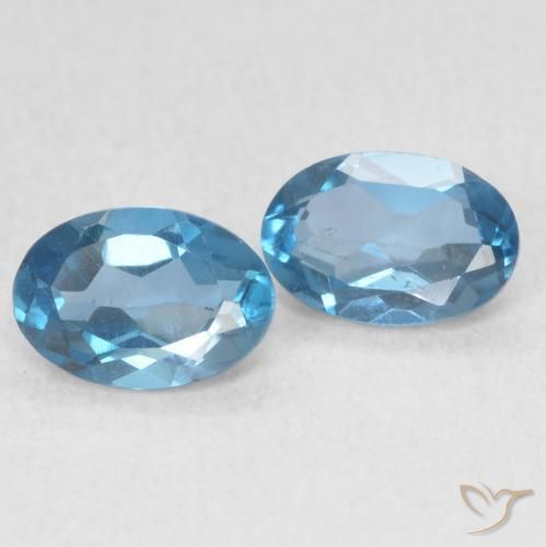 Pedras preciosas de Topázio Londres Azul natural de 1.15 ct, oval, VS