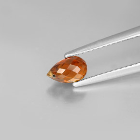 Turmalina ouro natural 0,83ct, briolete, VVS-VS