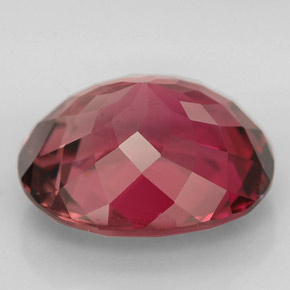 Turmalina vermelho natural 6,90ct, corte oval, VS-SI