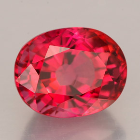 Turmalina vermelho natural 3,15ct, corte oval, VVS