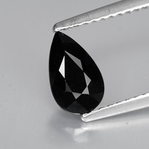 Turmalina preto natural 0,77ct, formato de pêra, opaco