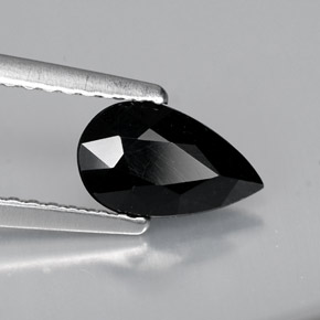Turmalina preto natural 0,77ct, formato de pêra, opaco