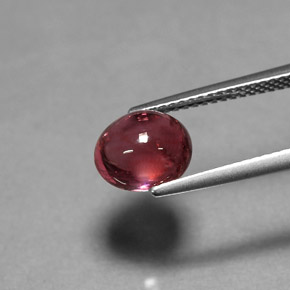 Turmalina vermelho natural 2,76ct, corte oval, transparente