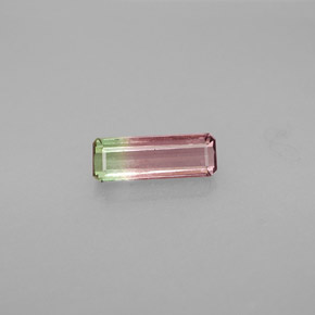 Turmalina multicolorido natural 0,96ct, corte esmeralda, VS