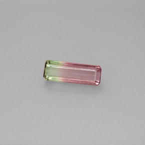 Turmalina multicolorido natural 0,96ct, corte esmeralda, VS