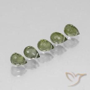 Pedras preciosas de Turmalina Verde Floresta Claro natural de 2.34 ct, Briolette, VVS-VS