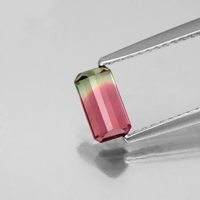 Turmalina multicolorido natural 0,68ct, corte esmeralda, VS