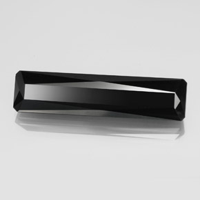 Turmalina preto natural 23,81ct, corte esmeralda, opaco
