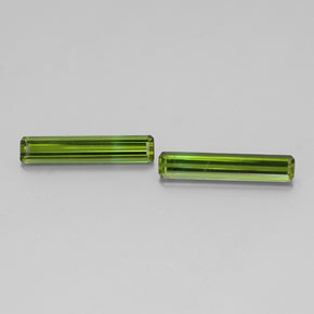 Pedras preciosas de turmalina verde natural de  ct, corte esmeralda, VS-SI