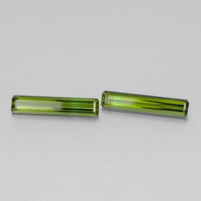 Pedras preciosas de turmalina verde natural de  ct, corte esmeralda, VS-SI