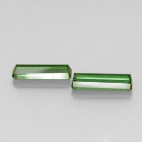 Pedras preciosas de turmalina verde natural de  ct, corte esmeralda, VS-SI