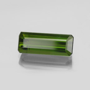 Turmalina Verde Terroso Natural 2.22ct, Corte Esmeralda, VS-SI