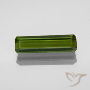 2.36ct Natural Algas Verdes Turmalina, Corte Esmeralda, VVS