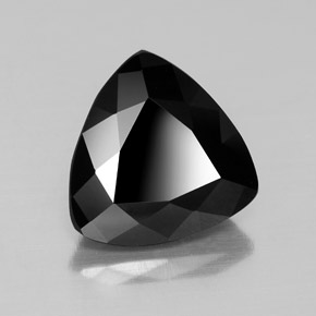 Turmalina preto natural 4,49ct, trillion, opaco