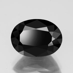 Turmalina preto natural 3,69ct, corte oval, opaco