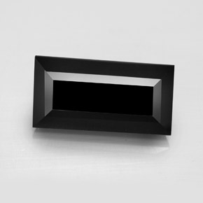 Turmalina preto natural 7,99ct, baguete, opaco