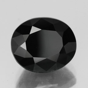 Turmalina preto natural 4,50ct, corte oval, opaco