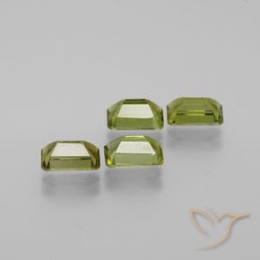 Pedras preciosas de Turmalina Verde médio-escuro natural de 2.36 ct, Corte Octógono / Esmeralda, VS