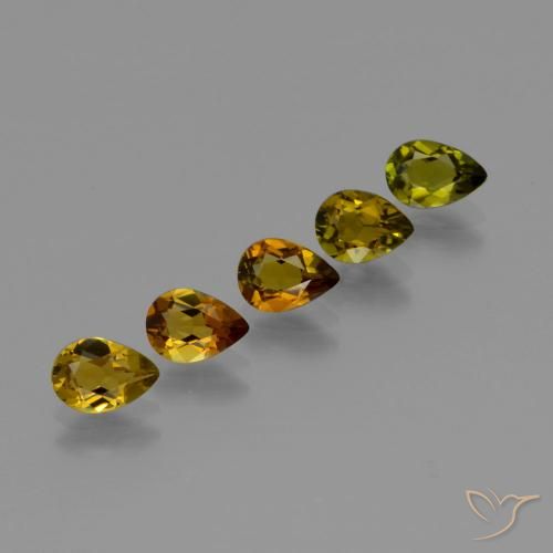 Pedras preciosas de Turmalina Marrom Quente natural de 2.50 ct, Formato de pêra, VVS-VS