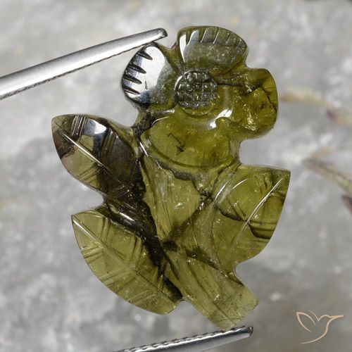 13.81ct Natural verde quente Turmalina, Flor cortada, Translúcido